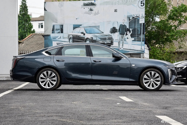 2023款CT6 28T 豪华型