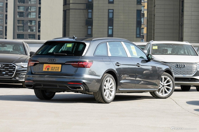 2024款奥迪A4（进口） Avant 40 TFSI 时尚运动型