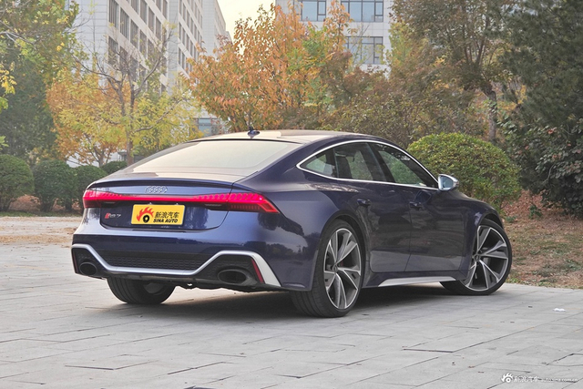 2022款奥迪RS7 4.0T Sportback