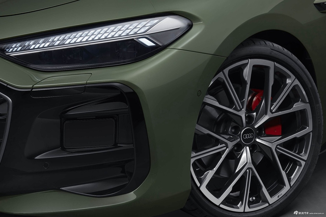 2026款奥迪A5L Sportback TFSI 150kW 智领quattro型 官图