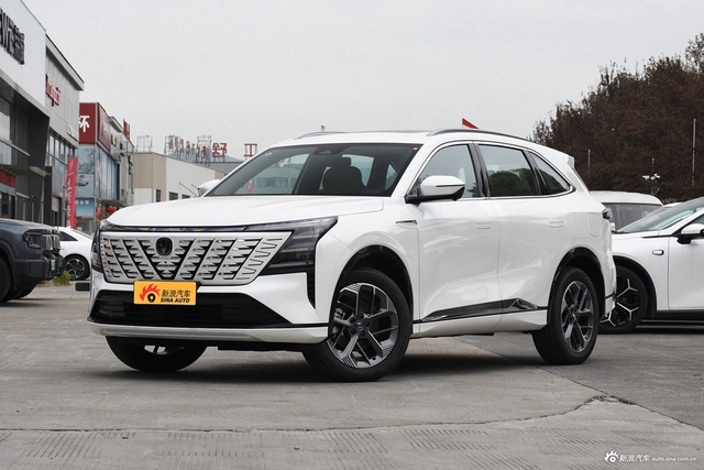 2025款长安CS75 PLUS 第四代 1.5T 新蓝鲸 尊享型