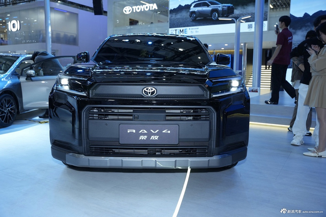 2025广州车展实拍：RAV4荣放