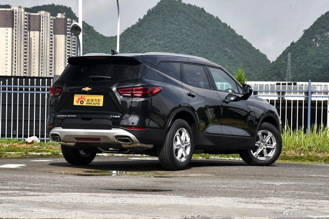 2023款开拓者 轻混 650T 型版