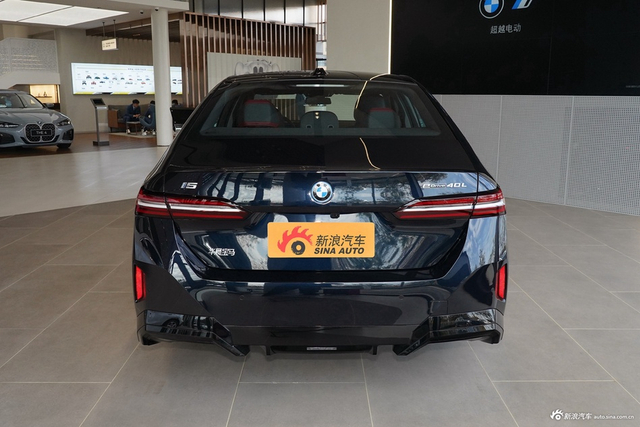 2026款宝马i5 eDrive 40L M运动套装