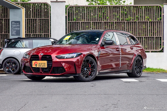 2026款宝马M3旅行版 M xDrive 雷霆版