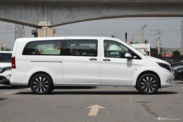 2021款威霆2.0T商务版 7座