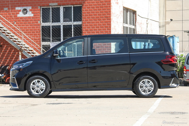 2023款上汽MAXUS G20 ES 2.0T 柴油手动超值版