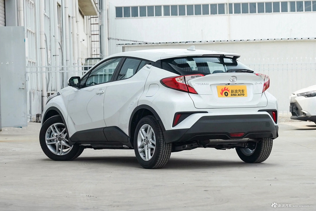 2023款C-HR 2.0L 领先版