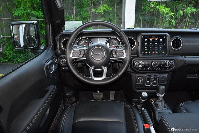 2021款牧马人4xe 四门 2.0T 4xe 撒哈拉