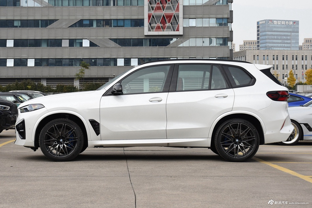 2023款宝马X5 M 雷霆版