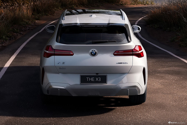 2025款宝马X3 30L xDrive官图