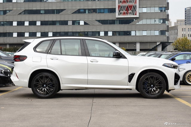 2023款宝马X5 M 雷霆版