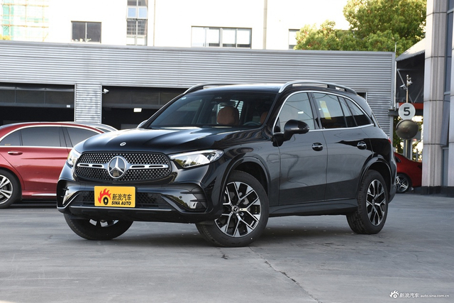 2024款奔驰GLC 260 L 4MATIC 豪华型 5座