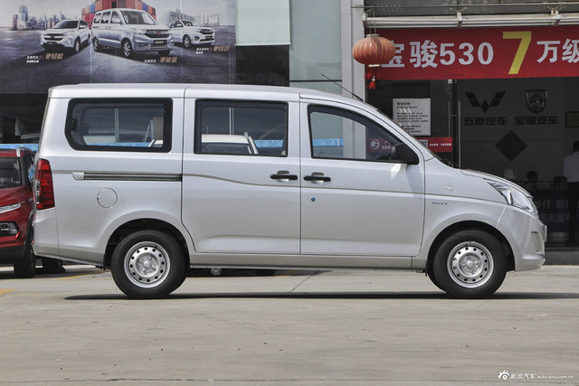 2018款五菱荣光V 1.5L手动实用型国V