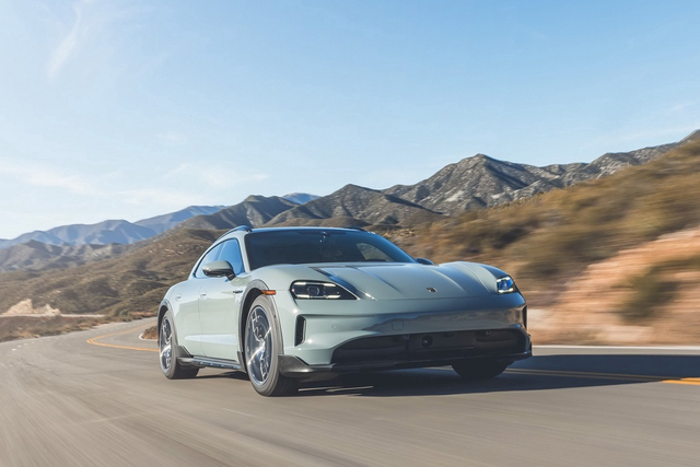 2025款Taycan 4S Cross Turismo 官图