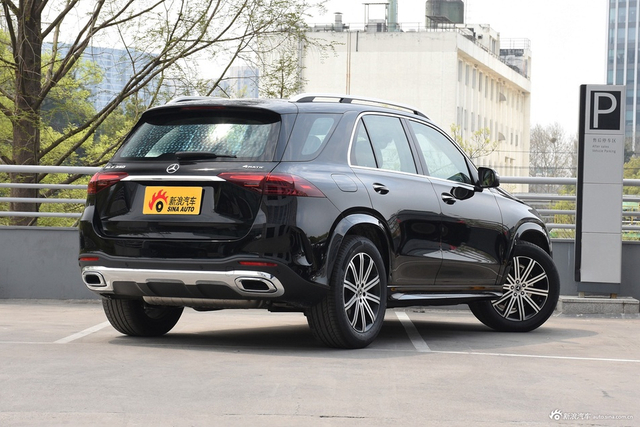 2024款奔驰GLE 改款 GLE 350 4MATIC 时尚型