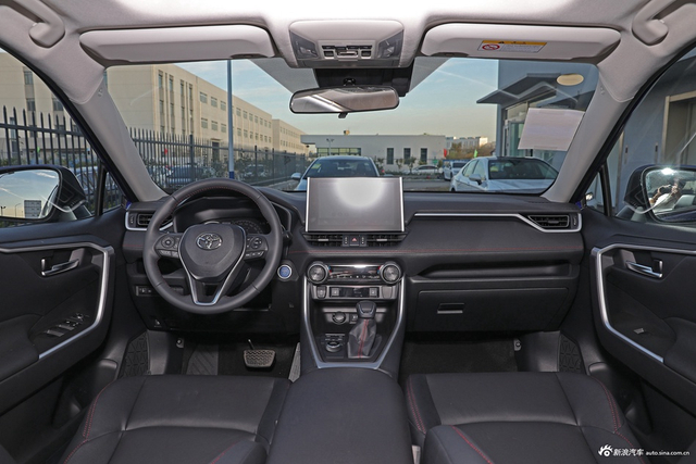 2021款威兰达混动高性能版2.5L两驱劲擎版