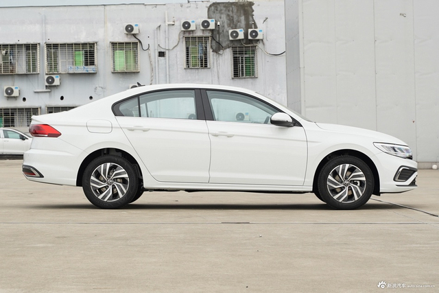 2025款宝来 改款 200TSI 双离合悦行导航版