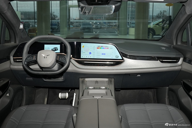 2025款红旗天工08 605 先锋版