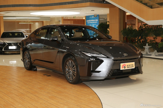 2026款雷克萨斯ES 300h 基本型