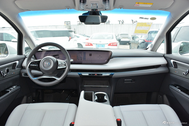 2025款别克GL8 ES陆尊 尊享版