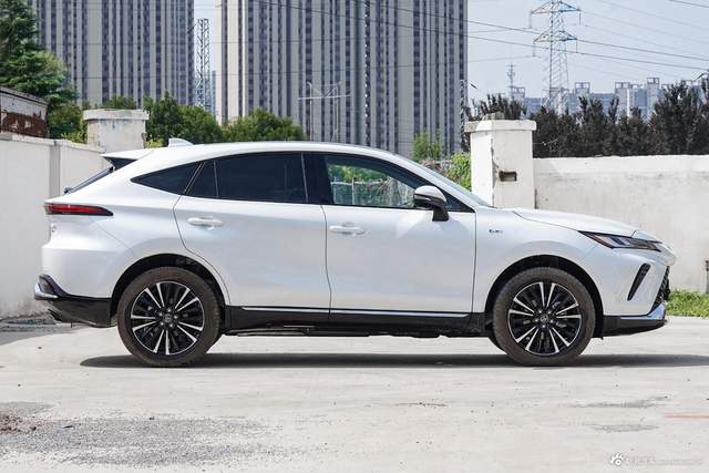 2024款威飒 2.5L智能电混双擎 四驱至尊版