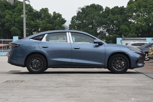 2024款海豹06DM-i 80KM豪华型