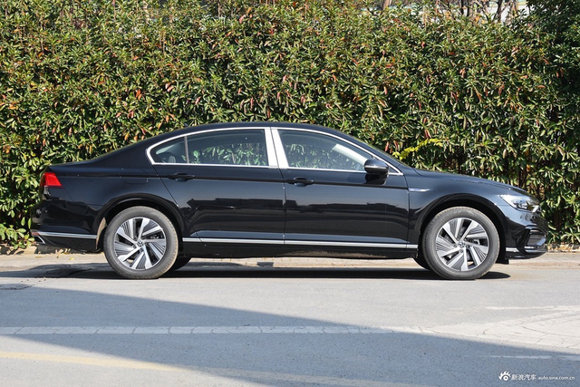 2022款迈腾GTE 豪华型