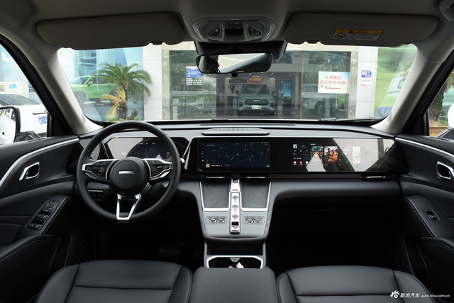 2023款枭龙MAX 1.5L 领航版