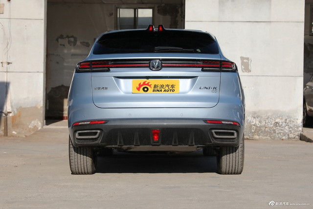 2022款长安UNI-K混动 蓝鲸iDD 尊贵型