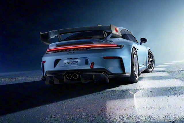 2025款911 GT3 Manthey Kit 官图