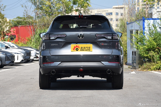 2024款长安CS55PLUS 第三代 1.5T DCT尊贵型