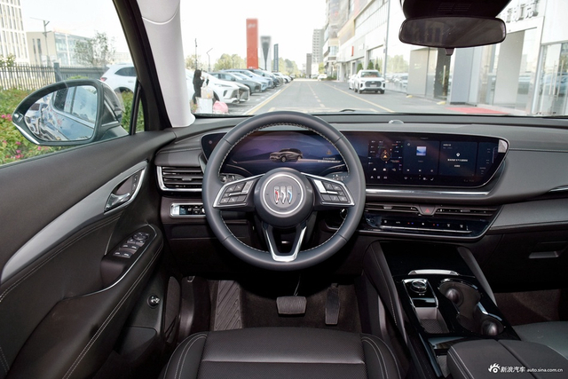 2025款昂科威S 25T 白金版