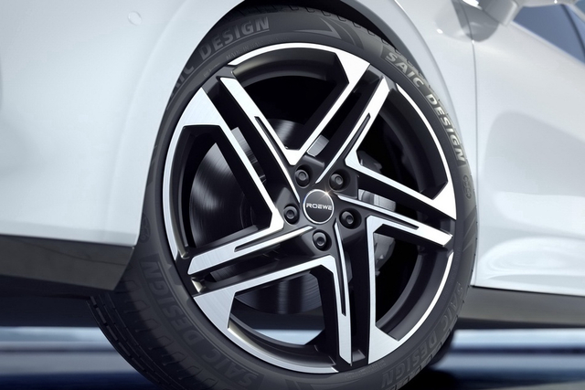 2023款荣威D7 EV 510km 后驱卓越版