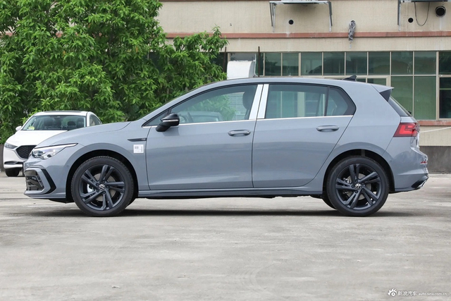2023款高尔夫 改款 280TSI DSG R-Line Lite
