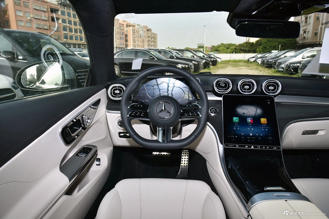 2025款奔驰CLE 260 轿跑车