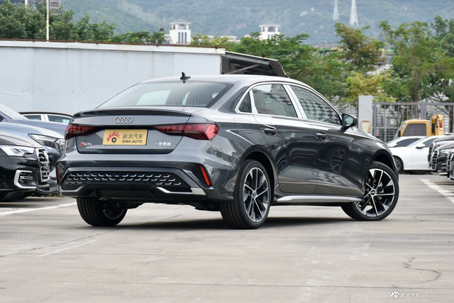 2026款奥迪A3L Limousine 35TFSI 飞驰尊享型