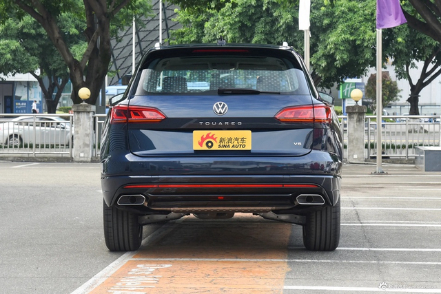 2023款途锐 3.0TSI 锐享版 经典运动套装