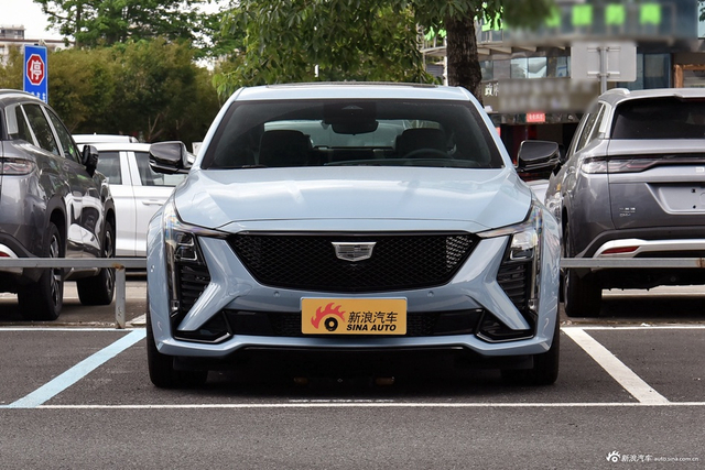 2025款凯迪拉克CT5 28T 赛道性能版