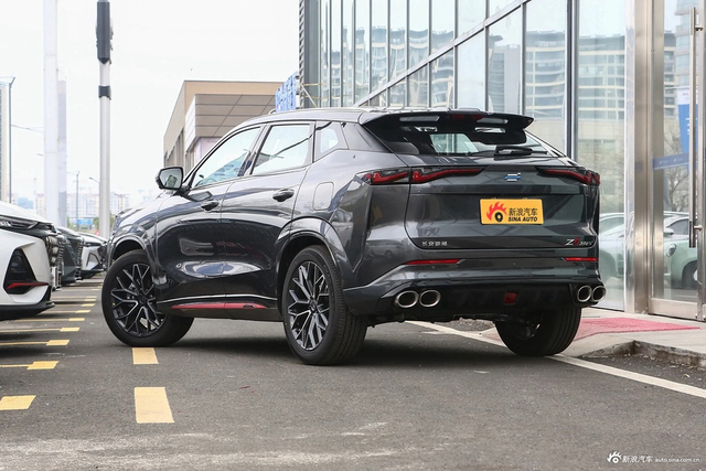 2023款长安欧尚Z6 蓝鲸2.0T智行型