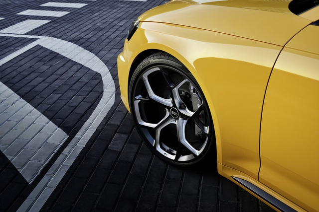 2024款奥迪RS 4 Avant edition 25 years 官图