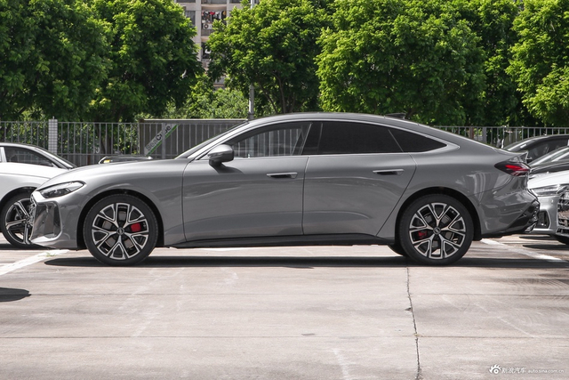 2026款奥迪A5L Sportback 豪华型