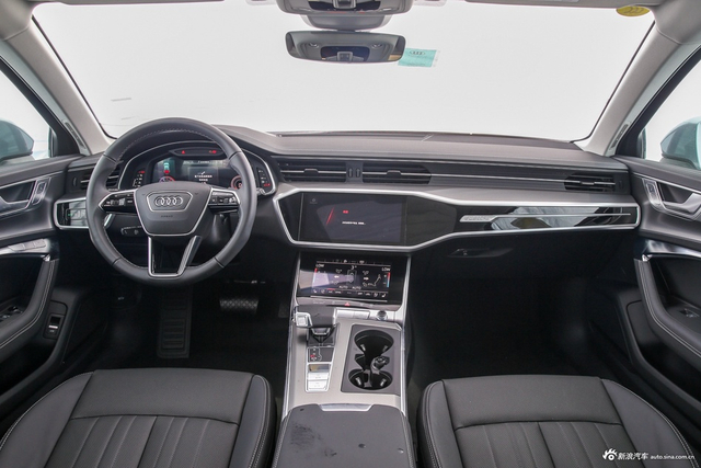 2025款奥迪A6（进口） allroad quattro 55 TFSI 尊享越野型
