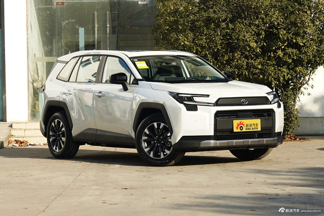 2026款RAV4荣放 2.0L 两驱豪华版
