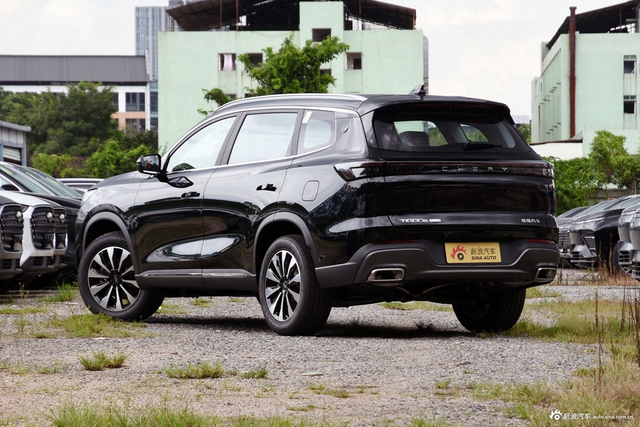 2025款瑞虎8 PLUS 1.6T 乘风版 5座