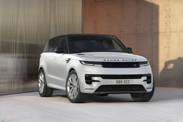 2026款揽胜运动 4.4 V8 TWENTY Edition 官图