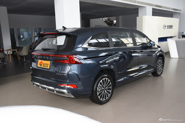 2024款库斯途 270TGDi LUX 尊贵版