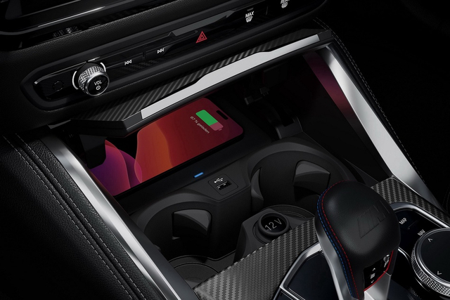 2024款宝马M3 四门轿车 M xDrive 雷霆版 官图