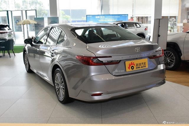 2026款凯美瑞 2.0GVP 豪华版