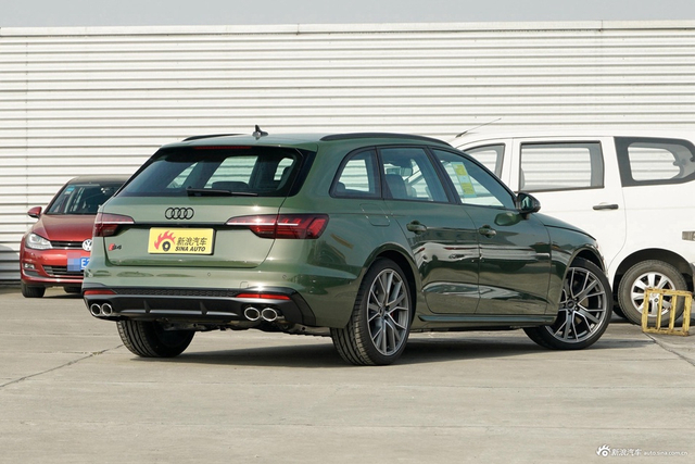 2024款奥迪S4 Avant 3.0TFSI
